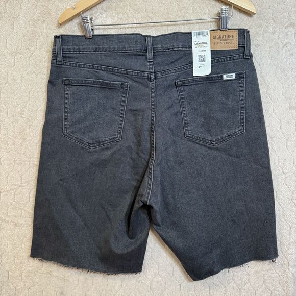 NWT LEVI STRAUSS HIGH-RISE 9" Bermuda SHORTS RELAXED FIT Sz 33x16 - Picture 2 of 16